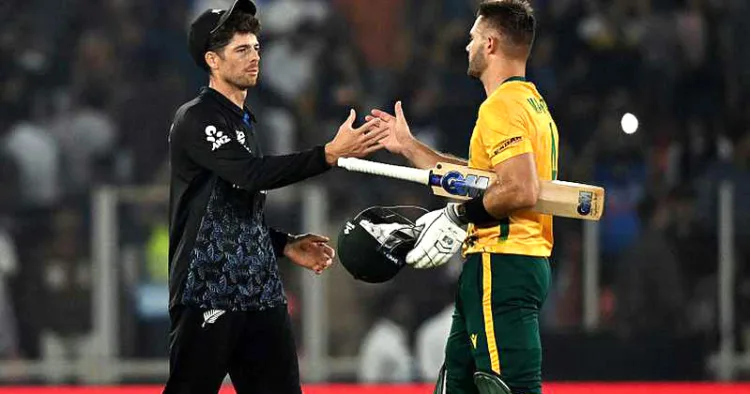 കിവീസ് നായകന്‍ സാന്റ്‌നറും ദക്ഷിണാഫ്രിക്കന്‍ നായകന്‍ മാര്‍ക്രമും