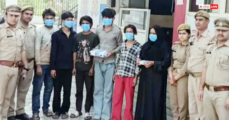 പാക് ചാരംശൃംഖലയില്‍പ്പെട്ടവരെ പ്രത്യേക അന്വേഷണ സംഘം അറസ്റ്റ് ചെയ്തപ്പോള്‍