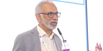 അന്താരാഷ്ട്ര ഗ്രാഫീന്‍ സമ്മേളനമായ 'ഗ്രാഫീന്‍ 2026'ല്‍ പ്രാഫ. പുലിക്കല്‍ എം. അജയന്‍ സംസാരിക്കുന്നു