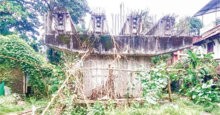 പണി പൂര്‍ത്തിയാകാതെ കിടക്കുന്ന റാന്നി സമാന്തര പാലം.