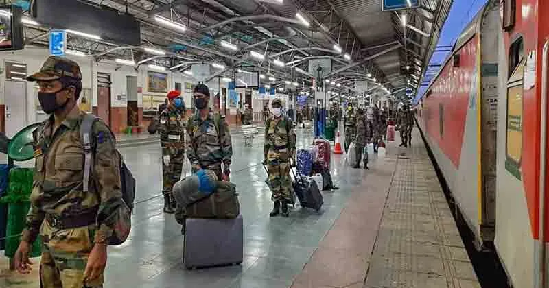 ധീരതാ അവാർഡ് നേടിയ സൈനികർക്കും കുടുംബാംഗങ്ങൾക്കും ആജീവനാന്ത സൗജന്യ ട്രെയിൻ യാത്ര; സുപ്രധാന തീരുമാനവുമായി മോദി സർക്കാർ