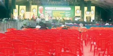 കണ്ണംപുത്തൂര്‍ മൈതാനത്തെ ആളൊഴിഞ്ഞ സദസ്