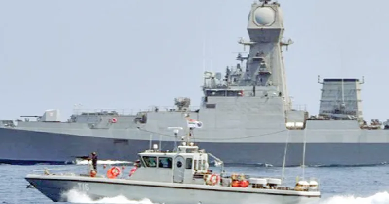 ഭാരത കപ്പലുകള്ക്ക് ഹോര്മൂസില് നാവികസേന കവചം; അയച്ചത് ആഞ്ച് യുദ്ധക്കപ്പലുകള്