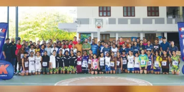 ബാസ്കറ്റ്ബോള് ലീഗ് കേരളയുടെ ഭാഗമായി യുവ പ്രതിഭകളെ കണ്ടെത്താനായി നടത്തിയ സെലക്ഷന് ട്രയല് ' വണ് മിനിറ്റ് ടു ഹൂപ്പ് ' കോഴിക്കോട് സമാപിച്ചപ്പോള് പങ്കെടുക്കാനെത്തിയ കൗമാര താരങ്ങള്