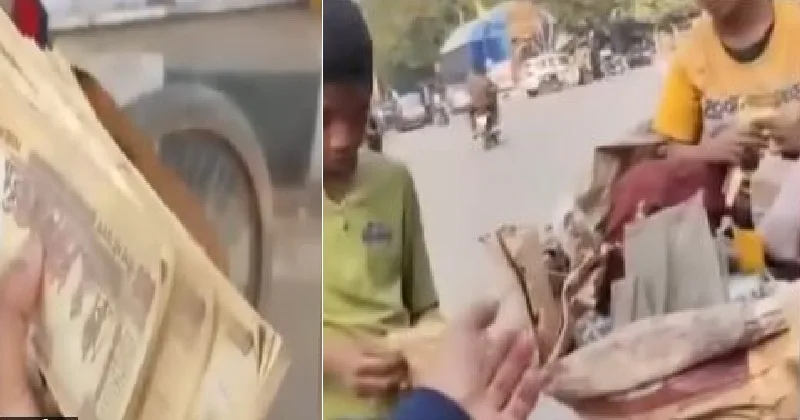 ഇന്ത്യയുടെ നിരോധിച്ച 500 രൂപാ നോട്ടുകെട്ടുകളുമായി കളിക്കുന്ന പാകിസ്ഥാനിലെ തെരുവ് ബാലന്മാര്…