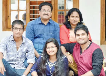 ഫ്രാന്‍സിസ് ടി.മാവേലിക്കരയുടെ കുടുംബം