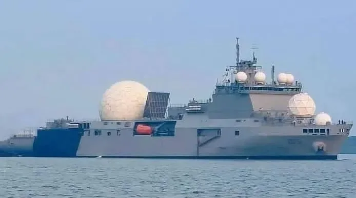 ഇന്ത്യയുടെ ധ്രുവ് പാകിസ്ഥാന്റെ മിസൈല് പരീക്ഷണം നിരീക്ഷിക്കുന്നു