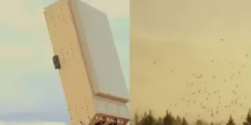 പാഞ്ഞുവരുന്ന ഡ്രോണുകളുടെ കൂട്ടം (വലത്ത്) മൈക്രോവേവ് ആയുധം (ഇടത്ത്)