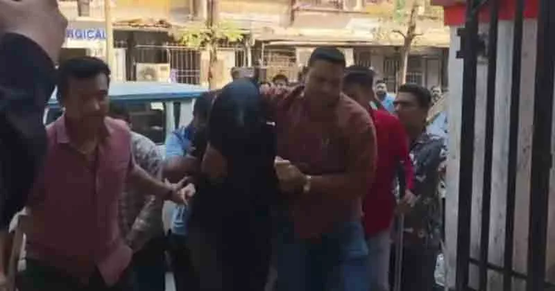 കലിമ ചൊല്ലാൻ വിസമ്മതിച്ചതിന് സുരക്ഷാ ജീവനക്കാർക്ക് നേരെ ആക്രമണം; ഞെട്ടിക്കുന്ന സംഭവം മുംബൈയിൽ