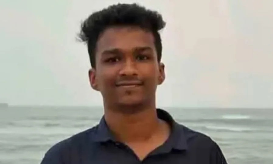 നിതിനെ കളിയാക്കുന്നത് കേട്ട് കുട്ടികള് ചിരിച്ചില്ലെങ്കില് അവരെയും അധ്യാപകന് അടിച്ചിരുന്നു ; സൈക്കോ അധ്യാപകനെപ്പറ്റിയുള്ള ഓഡിയോ സന്ദേശം പുറത്ത്