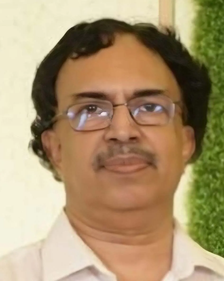 പത്മജന്‍ തടത്തില്‍ കാളിയമ്പത്ത്