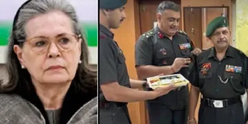 ലഫ്. കേണല് ശ്രീകാന്ത് പ്രസാദ് പുരോഹിത് എന്ന കേണല് പുരോഹിത് വെള്ളിയാഴ്ച ബ്രിഗേഡിയറായി ചുമതലയേല്ക്കുന്നു (വലത്ത്)