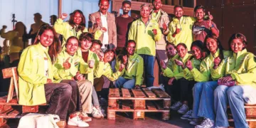 തോമസ് ആന്‍ഡ് ഊബര്‍ കപ്പിനായി ഡെന്‍മാര്‍ക്കിലെ ഹോര്‍സെനിലെത്തിയ ഭാരത ബാഡ്മിന്റണ്‍ ടീം അംഗങ്ങള്‍