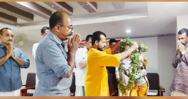 ബാലഗോകുലം ഉത്തര കേരളം സംസ്ഥാന വാര്‍ഷിക സമ്മേളനത്തിന്റെ സ്വാഗതസംഘരൂപീകരണ യോഗം അമൃതാനന്ദമയി മഠം കാസര്‍കോഡ് മഠാധിപതി സ്വാമി വേദവേദ്യാമൃത ചൈതന്യ ഉദ്ഘാടനം ചെയ്യുന്നു