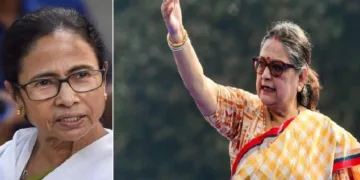 തൃണമൂല്‍ കോണ്‍ഗ്രസിലെ പാര്‍ട്ടി പദവികള്‍ രാജിവെച്ച കകോലി ഘോഷ് (വലത്ത്)