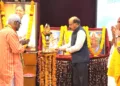 കരുനാഗപ്പള്ളി വള്ളിക്കാവ് അമൃത എഞ്ചിനിയറിംഗ് കോളജില് നടക്കുന്ന ഭാരതീയ വിദ്യാനികേതന്റെ സംസ്ഥാന പ്രതിനിധി സഭ വിസി ഡോ. മോഹന് കുന്നുമ്മല് ഉദ്ഘാടനം ചെയ്യുന്നു