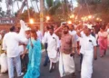 സര്ക്കാരിന്റെ പത്താം ദിനത്തില് മുനമ്പം നിവാസികള് നടത്തിയ പന്തംകൊളുത്തി പ്രകടനം