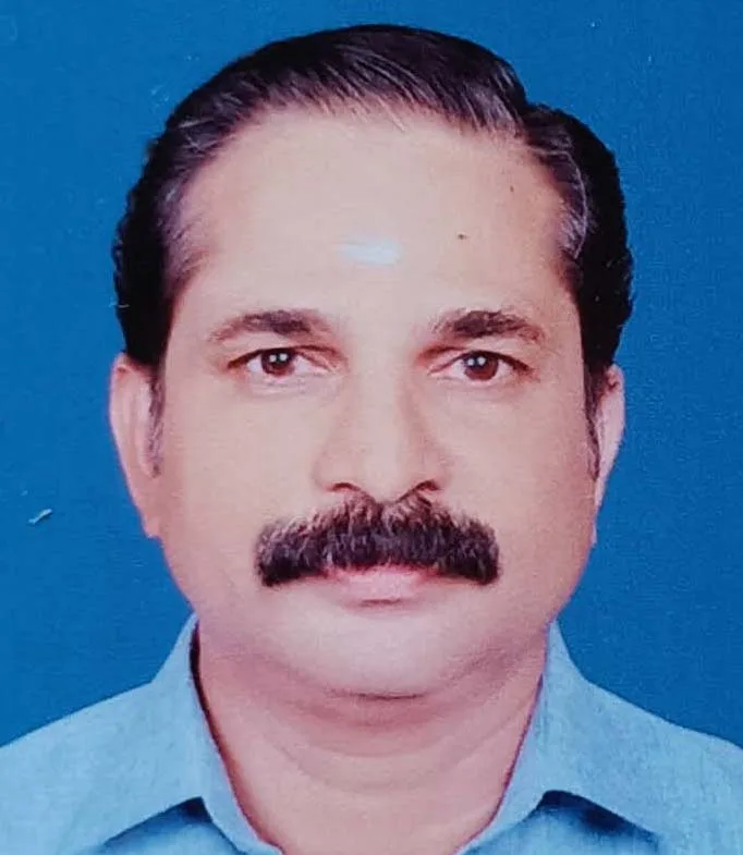മുരളീഭവന്‍ ശ്രീകുമാര്‍