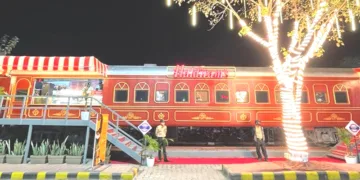 റെയില്വേ ബോര്ഡിന്റെ റെയില് (വീല്സ്) ഓണ്
റസ്റ്റോറന്റ് മാതൃക