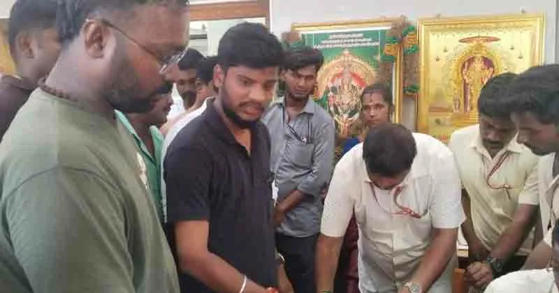 ദേവസ്വം മന്ത്രിയിൽ നിന്നും കൈക്കൂലി വാങ്ങി; തിരുച്ചെന്തൂർ മുരുകൻ ക്ഷേത്രത്തിലെ പൂജാരിക്ക് സസ്പെൻഷൻ