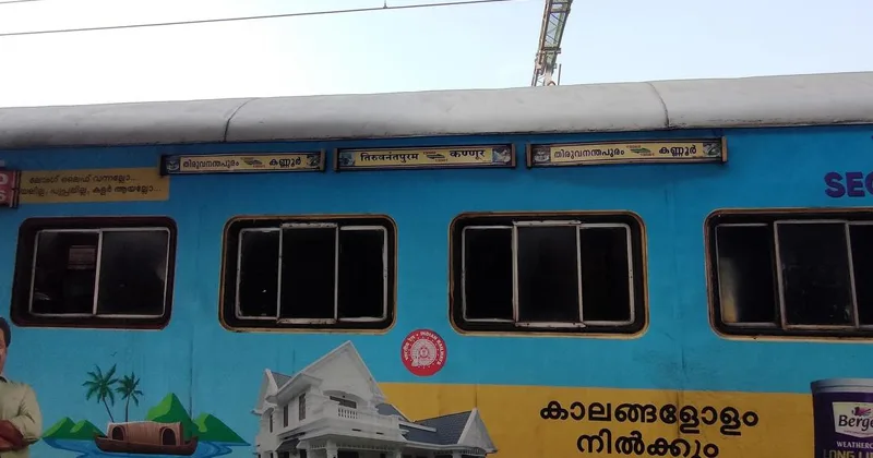 തിരുവനന്തപുരം- കണ്ണൂർ ജനശതാബ്ദി എക്സ്പ്രസിന് ആലുവയിൽ സ്റ്റോപ്പ്