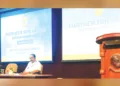 ഭാരതീയ വിദ്യാനികേതന് സംസ്ഥാന പ്രതിനിധിസഭയില് സംസ്ഥാന പ്രസിഡന്റ് പി. ഗോപാലന്കുട്ടി മാസ്റ്റര് സംസാരിക്കുന്നു