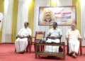എല്‍. പദ്മകുമാര്‍ ശ്രദ്ധാഞ്ജലി പരിപാടിയില്‍ ആര്‍എസ്എസ് ക്ഷേത്രീയ കാര്യകാര്യ സദസ്യന്‍ പി.ആര്‍. ശശിധരന്‍ അനുസ്മരണ പ്രഭാഷണം നടത്തുന്നു