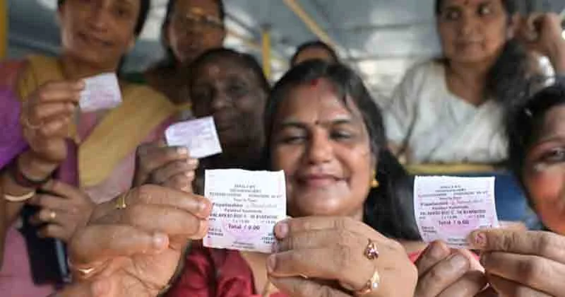 ഒരു ലക്ഷ്യവും ഇല്ലാതെ നൽകുന്ന ആനുകൂല്യം; ‘പ്രിയദർശിനി’ പദ്ധതി ഭരണഘടനയുടെ ലംഘനം, ഹൈക്കോടതിയിൽ റിട്ട് ഹർജി
