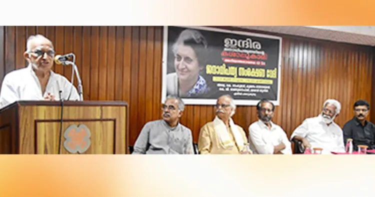 ജനാധിപത്യ സംരക്ഷണ വേദി എറണാകുളം ബിടിഎച്ചില്‍ സംഘടിപ്പിച്ച അടിയന്ത രാവസ്ഥയുടെ 51-ാം വാര്‍ഷിക ആചരണ പരിപാടി അഡ്വ. കെ. രാംകുമാര്‍ ഉദ്ഘാടനം ചെയ്യുന്നു. ഇ.എന്‍. നന്ദകുമാര്‍, കെ.ജി. വേണുഗോപാല്‍, ടി. സതീശന്‍, കു മ്മനം രാജശേഖരന്‍, വടയാര്‍ സുനില്‍ സമീപം