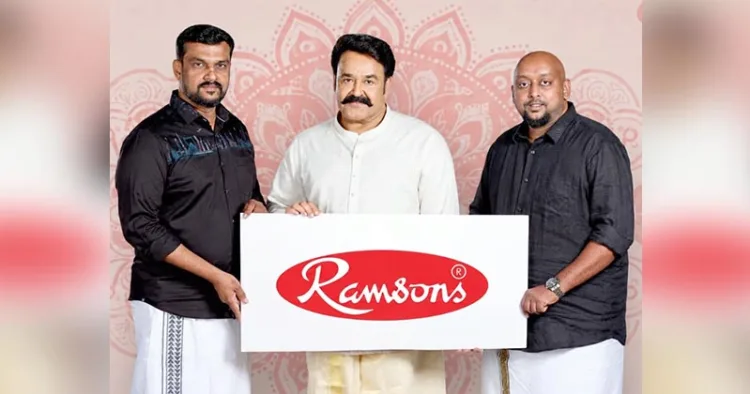 ലോഗോ പ്രകാശന ചടങ്ങില് നടന് മോഹന്ലാലിനൊപ്പം റാംസണ്സ് എംഡി പ്രവീണ് കുമാര് (ഇടത്ത്)