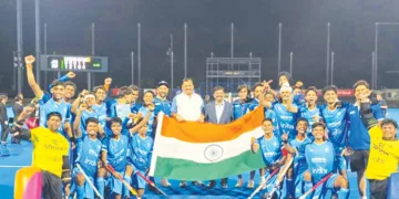 അണ്ടര്‍ 18 ഏഷ്യാ കപ്പ് ഹോക്കി കിരീടം നേടിയ ഭാരത ടീം