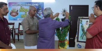 ബാലഗോകുലം ദക്ഷിണ കേരളം നിര്വാഹകസമിതിയോഗം അധ്യക്ഷന് ഡോ. എന്. ഉണ്ണികൃഷ്ണന് ഉദ്ഘാടനം ചെയ്യുന്നു