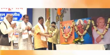 ബിഎംഎസ് ദേശീയ സമിതി യോഗം റാഞ്ചിയില്‍ ദേശീയ പ്രസിഡന്റ് എസ്. മല്ലേശം ഉദ്ഘാടനം ചെയ്യുന്നു