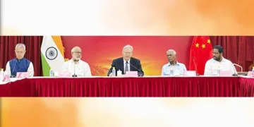 ന്യൂദല്ഹിയിലെ ചൈനീസ് എംബസി സംഘടിപ്പിച്ച സെമിനാറില് എം.എ. ബേബി, ഡി. രാജ തുടങ്ങിയവര് പങ്കെടുക്കുന്നു. ചൈനീസ് അംബാസഡര് ഷു ഫീഹോങ് സമീപം