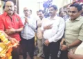 ജനം ടിവി ദല്‍ഹി റീജണല്‍ ഓഫീസ് എംഡി എസ്. രാജശേഖരന്‍ നായര്‍ ഉദ്ഘാടനം ചെയ്യുന്നു. എ. ജയകുമാര്‍, അനൂപ് ആന്റണി, ജി. സുരേഷ് കുമാര്‍, ഡോ. കെ.ജി. സുരേഷ്, എം.കെ.ജി. പിള്ള, എം.ഡി. ജയപ്രകാശ്, ബാബു പണിക്കര്‍ തുടങ്ങിയവര്‍ സമീപം