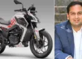 ഇന്ത്യയില്‍ തരംഗമായ മാറ്റര്‍ എന്ന നാല് ഗിയറുള്ള ഇലക്ട്രിക് ബൈക്ക് നിര്‍മ്മാണക്കമ്പനിയുടെ ഉടമ മൊഹല്‍ ലാല്‍ഭായി (വലത്ത്)