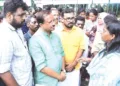 ഓള്‍ കേരള എല്‍പിഎസ്ടി റാങ്ക് ഹോള്‍ഡേഴ്‌സിന്റെ ആഭിമുഖ്യത്തില്‍ അനിശ്ചിതകാല നിരാഹാരം നടത്തുന്ന സമരക്കാരെ വി. മുരളീധരന്‍ എംഎല്‍എ സന്ദര്‍ശിച്ചപ്പോള്‍. യുവമോര്‍ച്ച സംസ്ഥാന പ്രസിഡന്റ് മനുപ്രസാദ്, യുവമോര്‍ച്ച സംസ്ഥാന പ്രഭാരി ഒ. നിധീഷ് തുടങ്ങിയവര്‍ സമീപം