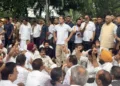 പ്രധാനമന്ത്രിയുടെ കല്യാണ് മാര്ഗിലെ വസതിക്ക് മുന്പില് കോണ്ഗ്രസ് നേതാക്കളുടെ കുത്തിയിരിപ്പ് സമരം.