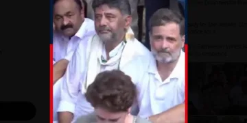 പ്രധാനമന്ത്രിയുടെ കല്യാണ് മാര്ഗിലെ വസതിക്ക് മുന്പില് കുത്തിയിരിപ്പ് സമരം നടത്തുന്ന രാഹുല് ഗാന്ധിയും മറ്റ് കോണ്ഗ്രസ് നേതാക്കളും