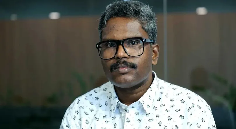 ആശയപരമായി സംവദിക്കാൻ ശേഷിയില്ല , തെറിവിളിയുമായി നടക്കുന്നവരാണ് ഹിന്ദുത്വർ : ഹിന്ദുക്കളെ ആക്ഷേപിച്ച് ടി എസ് ശ്യാം കുമാർ