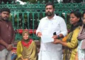 സെക്രട്ടേറിയറ്റിന് മുന്നില്‍ സമരത്തിലുള്ള റാങ്ക് ഹോള്‍ഡേഴ്‌സിനെ യുവമോര്‍ച്ച സംസ്ഥാന ജനറല്‍ സെക്രട്ടറി ഗോകുല്‍ ഗോപിനാഥ് സന്ദര്‍ശിച്ചപ്പോള്‍