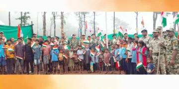 മാവോയിസ്റ്റ് ഭീകരര്‍ അടക്കിവാണ അബൂഝ്മാഡിലെ ജനങ്ങള്‍ സൈനികര്‍ക്കെപ്പം സ്വാതന്ത്ര്യദിനം ആഘോഷിച്ചപ്പോള്‍