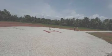 അമൃതപുരി എന്ജിനീയറിങ് കോളജ് ഗ്രൗണ്ടില് സജ്ജമാക്കിയ ഹെലിപാഡ്