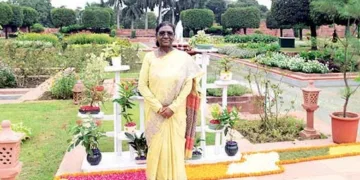 രാഷ്ട്രപതി ഭവനിലെ അമൃത് ഉദ്യാന്‍ രാഷ്ട്രപതി ദ്രൗപദി മുര്‍മു സന്ദര്‍ശകര്‍ക്കായി തുറന്ന് കൊടുത്തപ്പോള്‍