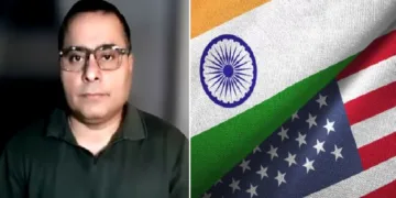 അനിന്ത്യ ബാനര്‍ജി (ഇടത്ത്)