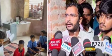 പുറത്തെ സ്കൂളിലെ കുട്ടികളെ കൊണ്ടുവന്ന് ലാത്തൂരിലെ സ്കൂളില്‍ ക്ലാസെടുക്കുന്ന അഭിജിത് ദീപ്കെ (ഇടത്ത്) ബംഗാളില്‍ പ്രതിഷേധവുമായി അശുതോഷ് റാങ്കെ (വലത്ത്)