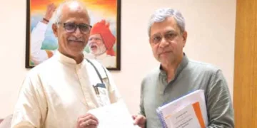 കേരളത്തിലെ റെയില്‍വേ വികസനവുമായി ബന്ധപ്പെട്ട് സി. സദാനന്ദന്‍ മാസ്റ്റര്‍ എംപി കേന്ദ്രറെയില്‍വേ മന്ത്രി അശ്വിനി വൈഷ്ണവുമായി കൂടിക്കാഴ്ച നടത്തിയപ്പോള്‍