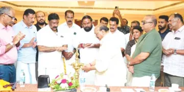 ബിഡിജെഎസ് സംസ്ഥാന ലീഗല് സെല് എസ്എന്ഡിപി യോഗം ജനറല് സെക്രട്ടറി വെള്ളാപ്പള്ളി നടേശന് ഉദ്ഘാടനം ചെയ്യുന്നു