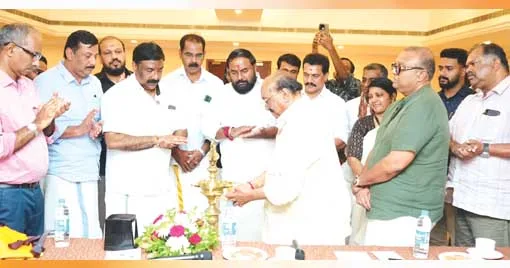 ബിഡിജെഎസ് സംസ്ഥാന ലീഗല്‍ സെല്‍ എസ്എന്‍ഡിപി യോഗം ജനറല്‍ സെക്രട്ടറി വെള്ളാപ്പള്ളി നടേശന്‍ ഉദ്ഘാടനം ചെയ്യുന്നു