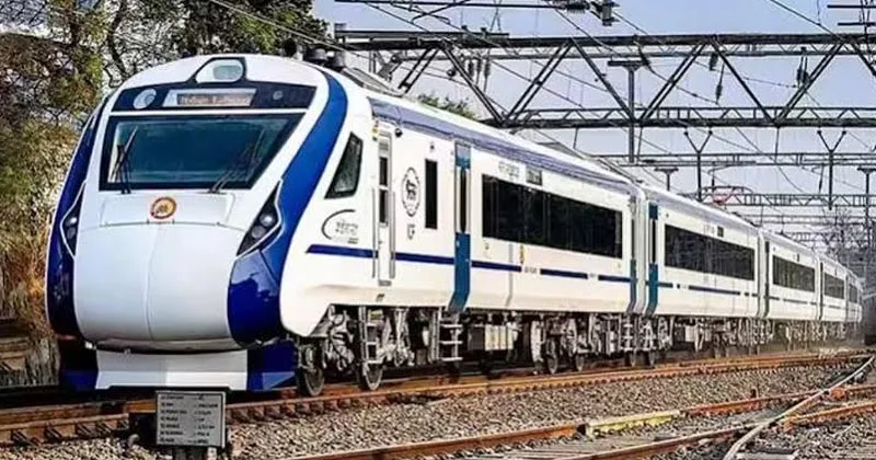 ഓണക്കാലത്തെ യാത്രാക്ലേശത്തിന് ആശ്വാസം:വന്ദേഭാരത് കോച്ചുകളുടെ എണ്ണം വര്ദ്ധിപ്പിച്ചു